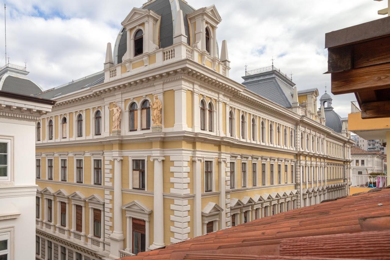 Rifugio Hemingway, Trieste Centro Con Parcheggio Экстерьер фото